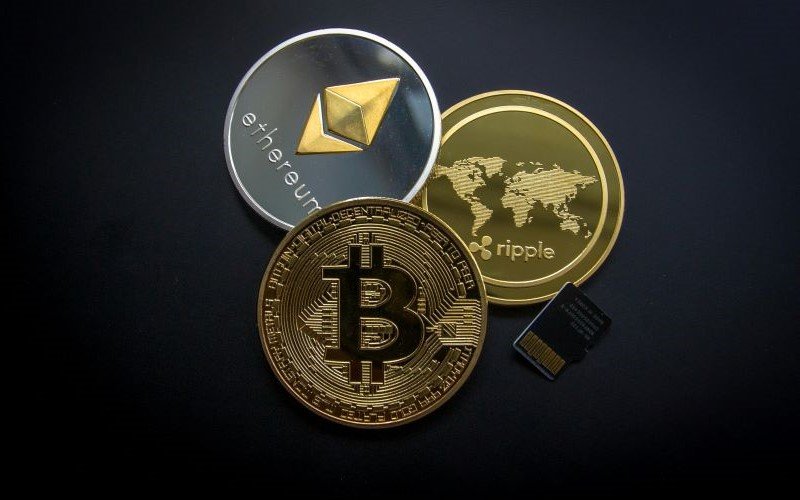 Read more about the article Understanding Bitcoin Dominance: Portfolio Building in 2024